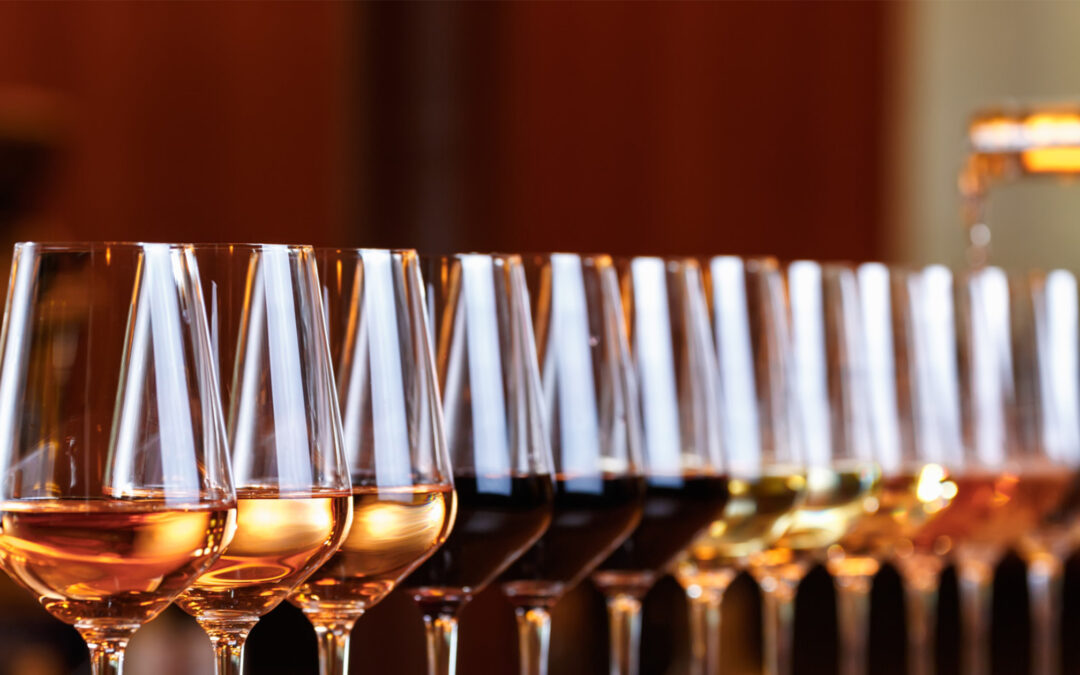 10 Unique Gift Ideas for Wine Lovers and Aficionados